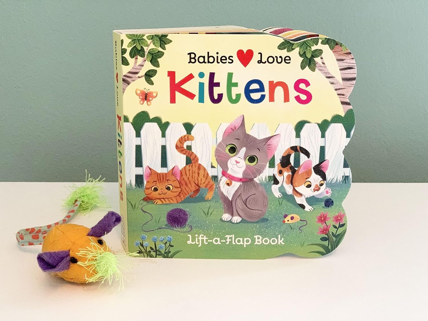 Babies Love Kittens: a Lift-A-Flap Board Book for Babies and Toddlers - Baby Organic