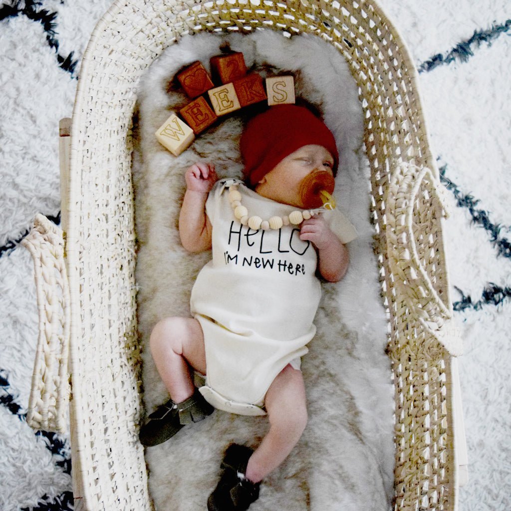 Hello I'm New Here Organic Baby Bodysuit - Baby Organic