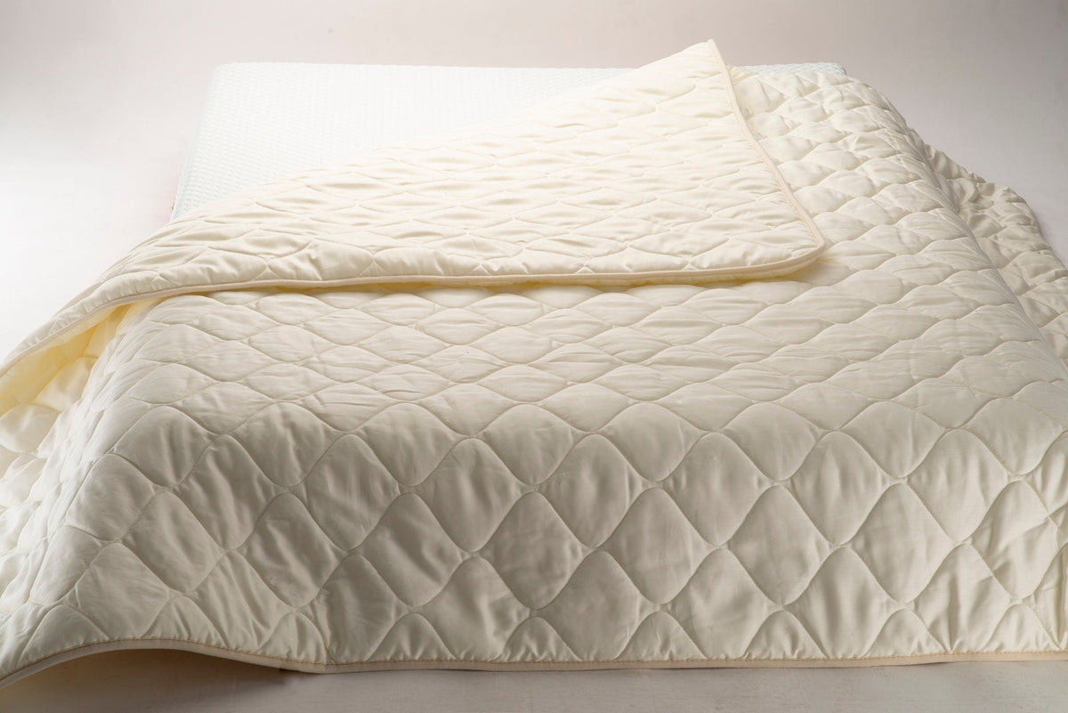 Wool and cotton sateen quilt, natural wool duvet insert - Baby Organic